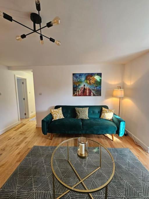 Comfortable Two Bedroom Flat Брайтонн Экстерьер фото