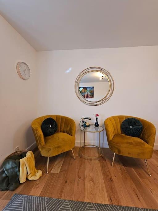 Comfortable Two Bedroom Flat Брайтонн Экстерьер фото