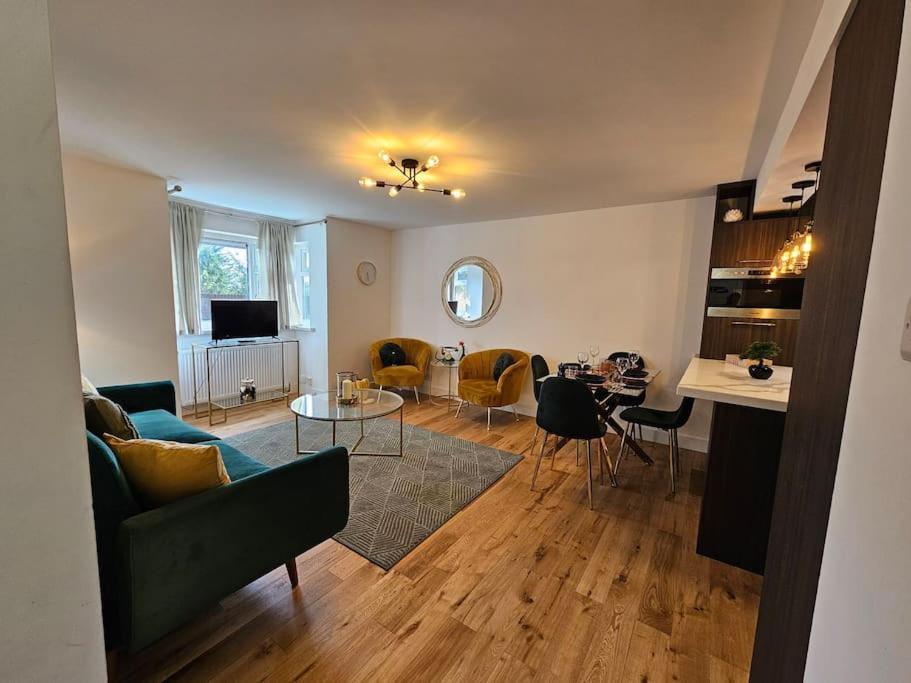 Comfortable Two Bedroom Flat Брайтонн Экстерьер фото