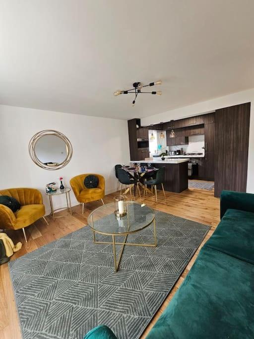Comfortable Two Bedroom Flat Брайтонн Экстерьер фото