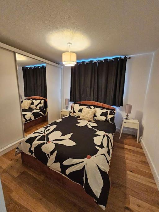 Comfortable Two Bedroom Flat Брайтонн Экстерьер фото