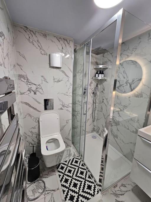 Comfortable Two Bedroom Flat Брайтонн Экстерьер фото
